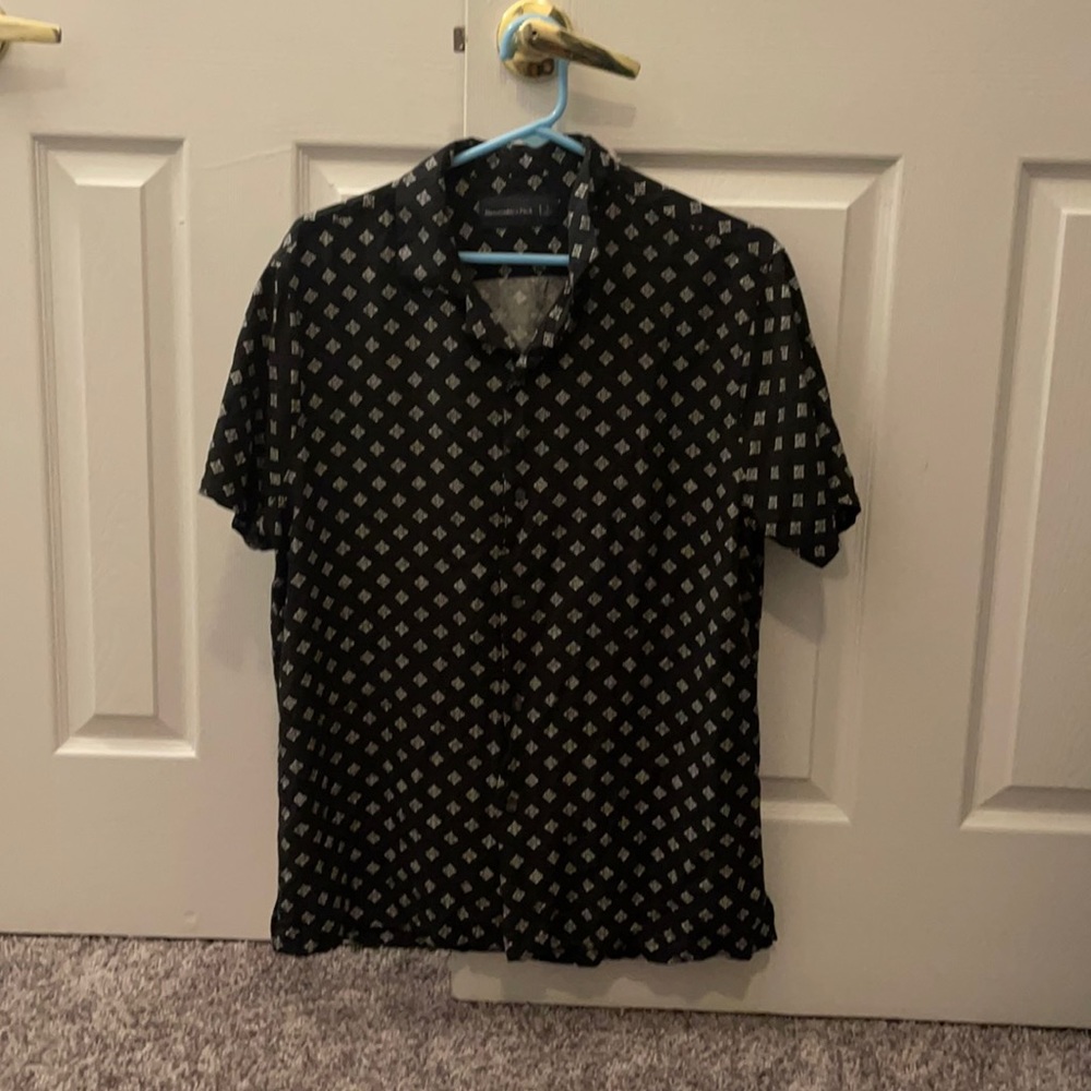 Men’s short sleeve camp button down  shirt